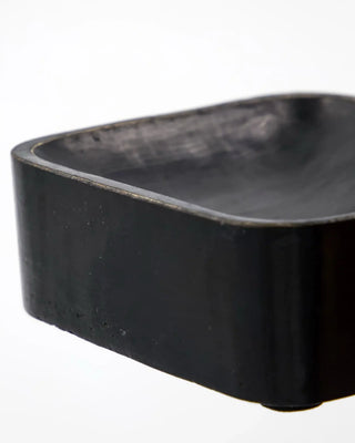 Alma dienblad zwart mangohout 10x10cm van House Doctor, van dichtbij met materiaal en afwerking zichtbaar