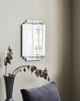 Art deco spiegel 45x70cm van House Doctor, toegepast in een sfeervolle interieursetting