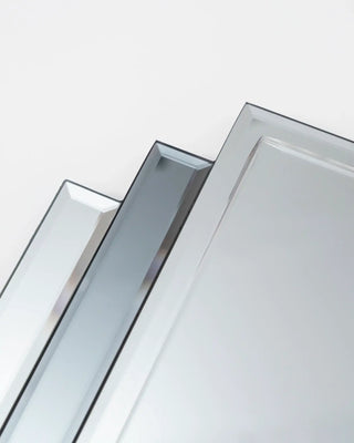 Art deco spiegel 45x70cm van House Doctor, recht van voren met vorm en afwerking zichtbaar