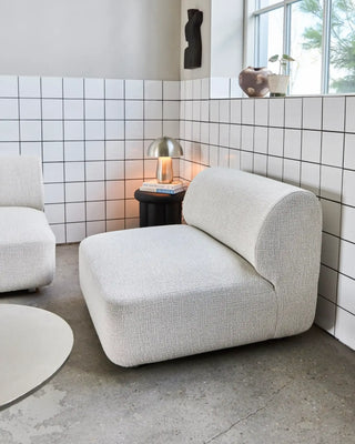 Bank Feel grijs 95cm (1 zit) van House Doctor, toegepast in een sfeervolle interieursetting