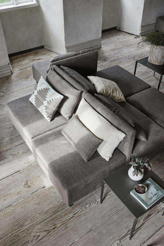 Bank Hazel Night - poef element van House Doctor, met aandacht voor vorm, materiaal en afwerking