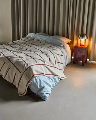 Bedsprei Nula wit bruin 160x240cm van House Doctor, toegepast in een sfeervolle interieursetting
