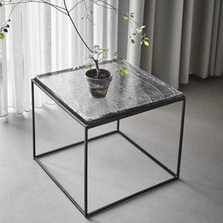 Bijzettafel Stak helder 50cm van House Doctor, toegepast in een stijlvolle woonkamer