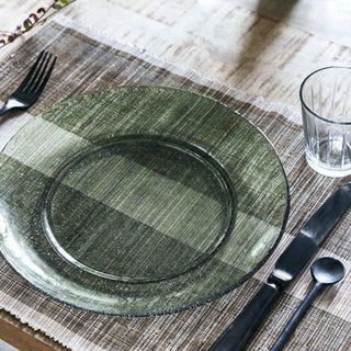 Bord Rain groen glas 27cm - 2 stuks van House Doctor, toegepast in een sfeervolle interieursetting