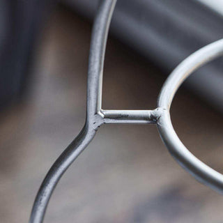 Borden etagere Sana zilver 37cm van House Doctor, van dichtbij met materiaal en textuur zichtbaar