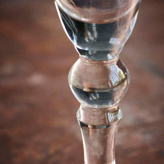 Detail van de heldere steel van het champagneglas met bolvormig element