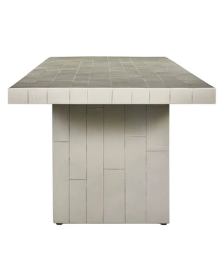 Eettafel Brick Zand 200cm van House Doctor, recht van voren met vorm en afwerking zichtbaar