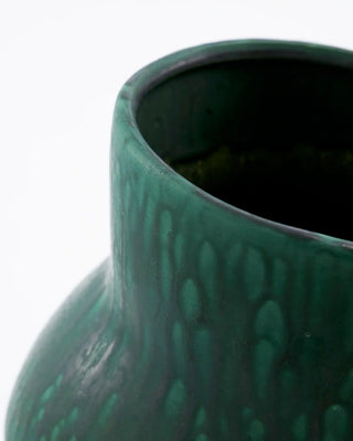 Groene vaas Disc 25cm van House Doctor, van dichtbij met materiaal en afwerking zichtbaar