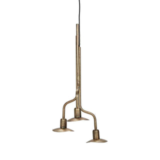 Hanglamp Hana messing 3 lampen van House Doctor, vrijstaand en duidelijk afgebeeld