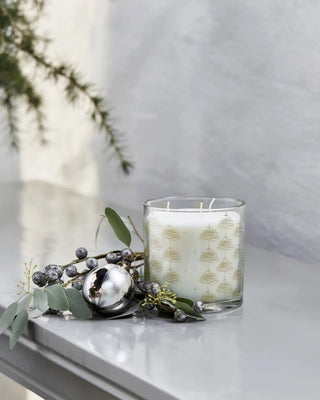Kaars in glas Advent goudkleurig 12cm van House Doctor, toegepast in een sfeervolle interieursetting