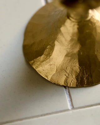 Kandelaar Castle Antiek brons Hoogte 6 cm van House Doctor, in een gestileerde detailopstelling