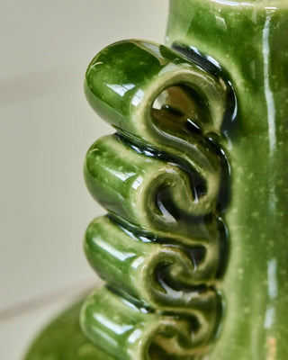 Kandelaar Diva Groen 9.5cm van House Doctor, in een gestileerde detailopstelling