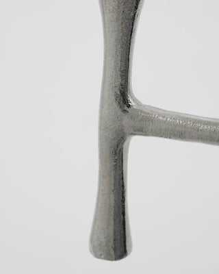 Kandelaar Tristy zilver 20cm van House Doctor, in een gestileerde detailopstelling