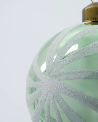 Kerstballen Delic mintgroen glas - 4 stuks van House Doctor, toegepast in een sfeervolle interieursetting