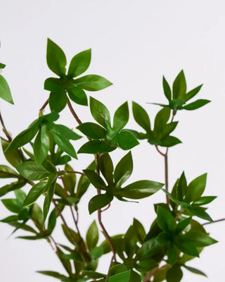 Kunsttak Greenleaves groen van House Doctor, van dichtbij met materiaal en afwerking zichtbaar