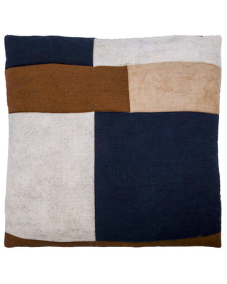 Kussenhoes Patch Zwart Zand Bruin 50cm van House Doctor, duidelijk als hoofdfoto afgebeeld