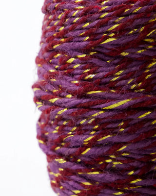 Lint Ribbon Purper 5 meter van House Doctor, van dichtbij met materiaal en afwerking zichtbaar