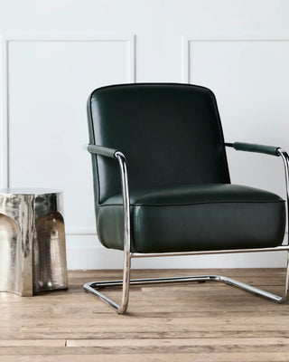 Loungestoel Comma Donkergroen 77cm van House Doctor, toegepast in een sfeervolle interieursetting