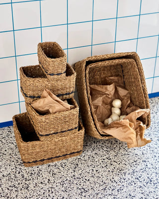 Manden Squares Natuur 20cm van House Doctor, toegepast in een sfeervolle interieursetting
