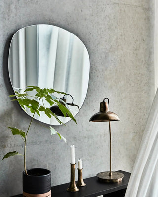 Peme spiegel 56x60cm van House Doctor, toegepast in een sfeervolle interieursetting