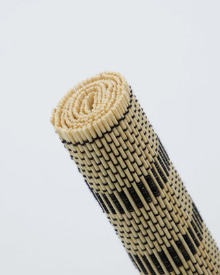 Placemats Fica naturel 35x46cm - 4 stuks van House Doctor, van opzij met vorm en afwerking zichtbaar