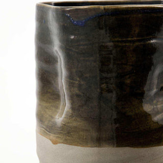 Pot Happy zwart 17cm van House Doctor, van dichtbij met materiaal en afwerking zichtbaar