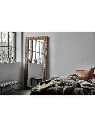 Pure Nature spiegel met houten lijst 95x210cm van House Doctor, met vorm, materiaal en afwerking duidelijk zichtbaar