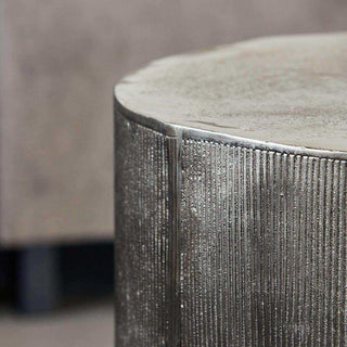 Salontafel Rota geborsteld zilver 35cm van House Doctor, van dichtbij met materiaal en textuur zichtbaar
