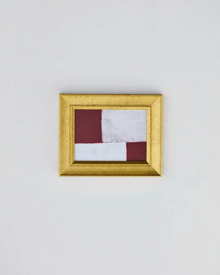 Schilderij Ruby Rood Beige 24x30cm van House Doctor, toegepast in een stijlvolle woonkamer
