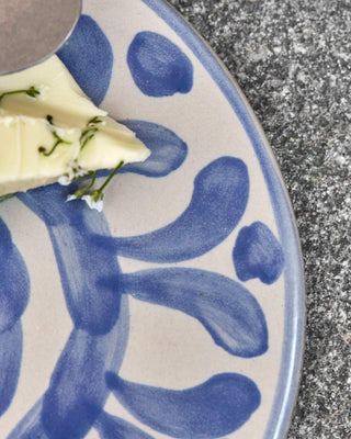 Serveer plateaus Diva blauw 15cm van House Doctor, in een gestileerde detailopstelling