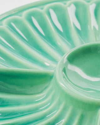 Serveerschaal Diva groen 25cm van House Doctor, in een gestileerde detailopstelling