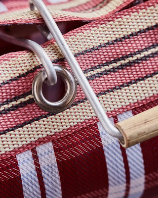 Shopper Joy Rood van House Doctor, in een gestileerde detailopstelling