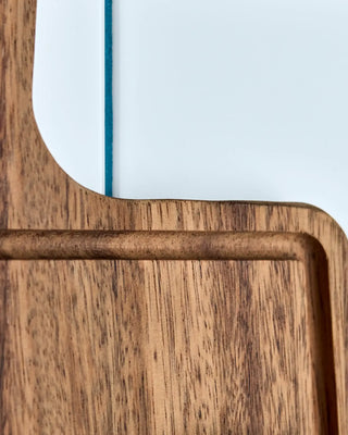 Snijplank Walnut naturel 48cm van House Doctor, in een gestileerde detailopstelling