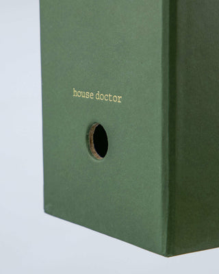Tijdschriften houder Hold groen - 2 stuks van House Doctor, in een gestileerde productopstelling