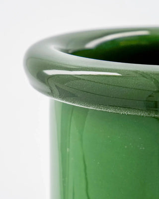 Vaas Buck groen glas 23cm van House Doctor, van dichtbij met materiaal en afwerking zichtbaar