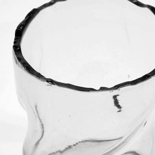 Vaas Clear 25cm van House Doctor, van opzij met zicht op vorm en constructie