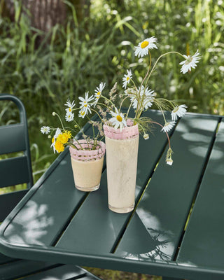 Vaas Kupla beige 9cm van House Doctor, toegepast in een sfeervolle interieursetting