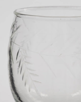Vintage glas helder voor wijn of bier 35cl van House Doctor, toegepast in een sfeervolle interieursetting