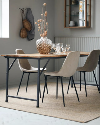 Vloerkleed Hempi Naturel 250x250 cm van House Doctor, toegepast in een sfeervolle interieursetting