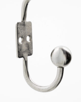 Wandhaken Ball zilver set van 2 van House Doctor, van opzij met vorm en afwerking zichtbaar