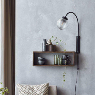Wandlamp Gaia helder 85cm van House Doctor, toegepast in een sfeervolle interieursetting