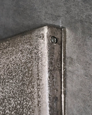 Wandplank Boxie zilver 50cm van House Doctor, in een gestileerde detailopstelling