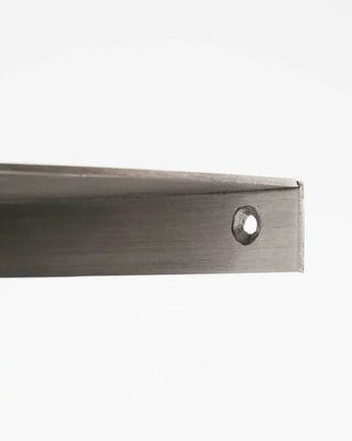Wandplank Mega geborstelde zilver 36cm van House Doctor, van opzij met vorm en afwerking zichtbaar