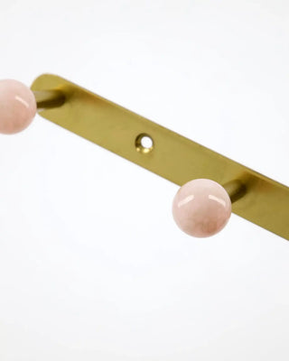 Wandrek Ball Roze 35cm van House Doctor, schuin bekeken met vorm en afwerking zichtbaar
