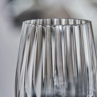 Wijnglas Rill helder 40cl van House Doctor, van dichtbij met materiaal en textuur zichtbaar