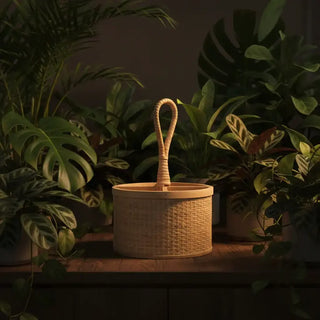 Cachi Bestekmandje met Handvat van House of Nature, toegepast in een sfeervolle interieursetting