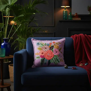Cushion Lavender Bloom 45x45cm van House of Nature, toegepast in een sfeervolle interieursetting
