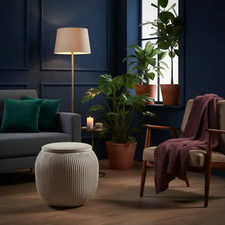 Poef Coto Brus Sand Velvet Opberger Ø43 cm van House of Nature, toegepast in een sfeervolle interieursetting