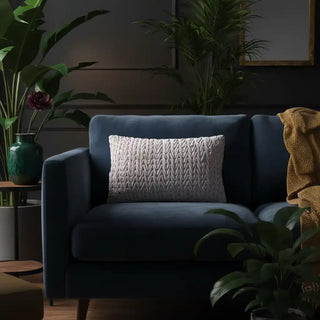 Sierkussen Fort Erie creme 40x60cm van House of Nature, toegepast in een sfeervolle interieursetting