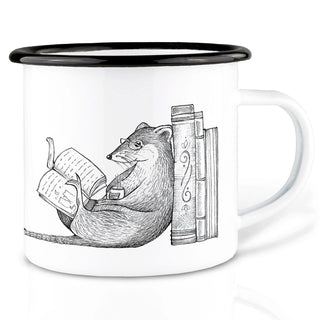 Witte Ligarti emaille mok Boekenwurm met een lezende rat en boeken.